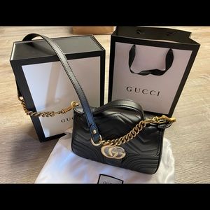- GUCCI Marmont small handbag